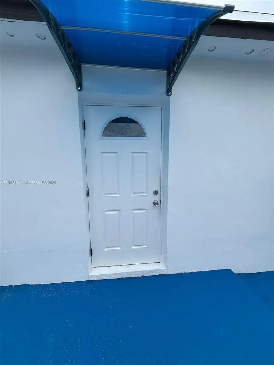 1351 NW 132nd Ter, Miami FL 33167 photo 4