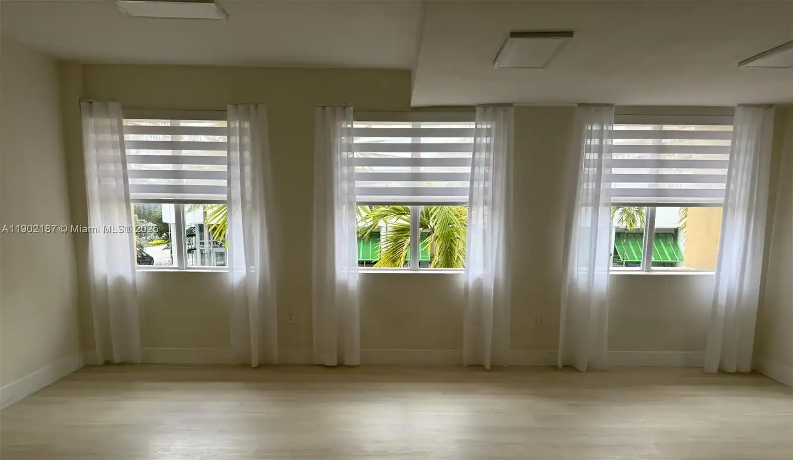 220 Miracle Mile # B221, Coral Gables FL 33134