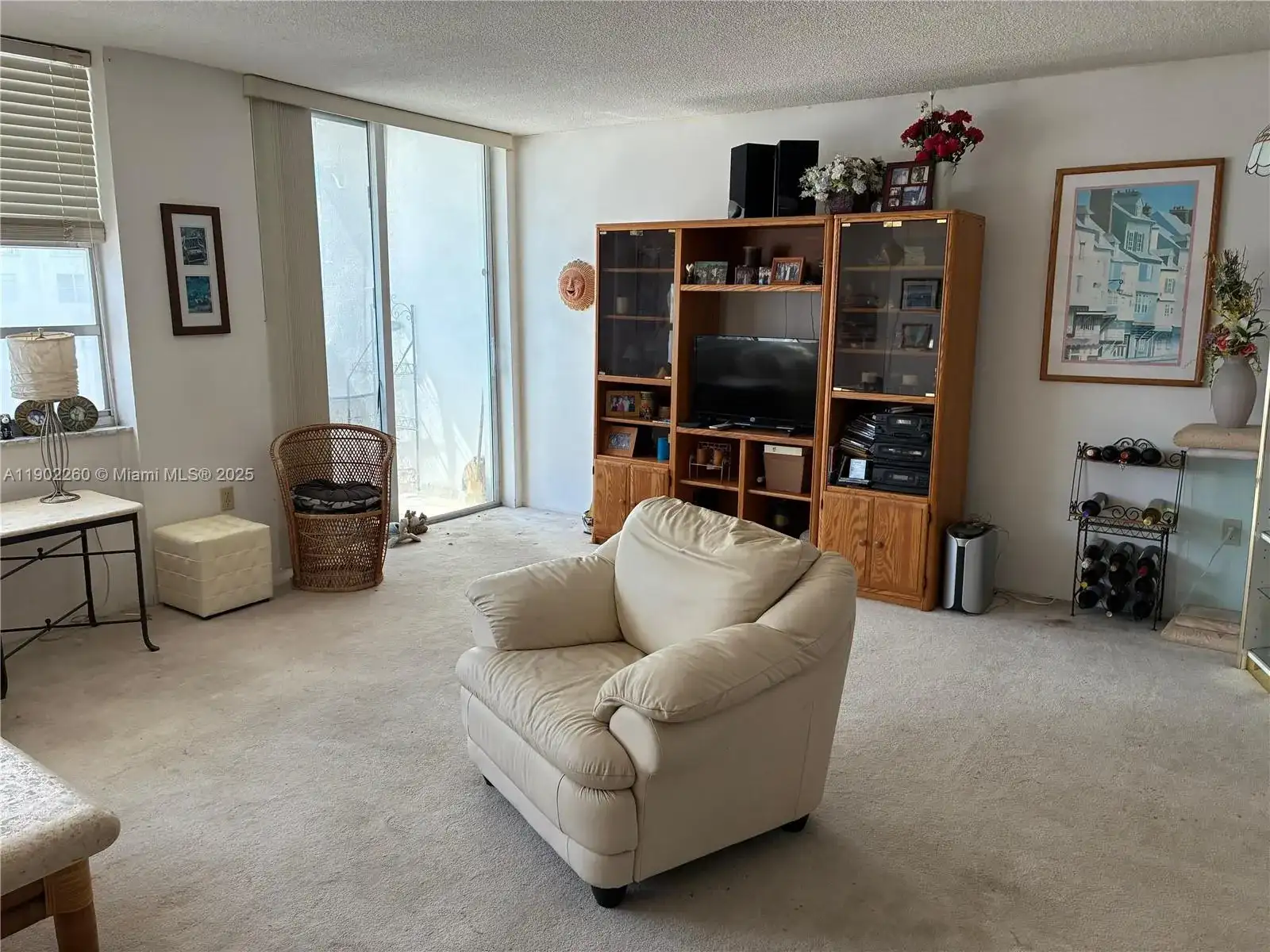 2780 NE 183rd St # 606, Aventura FL 33160 photo 2
