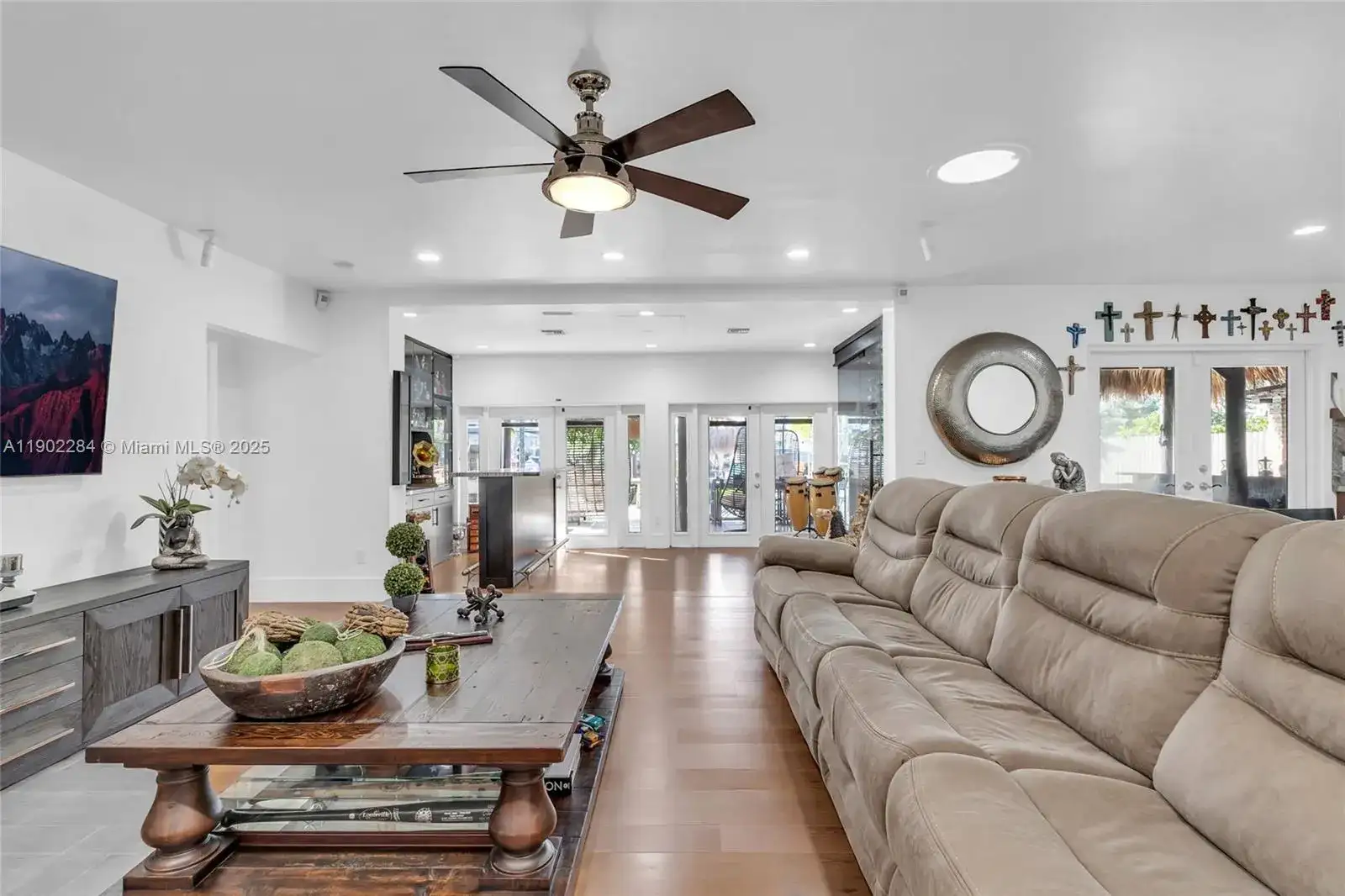 2108 NE 124th St, North Miami FL 33181 photo 4