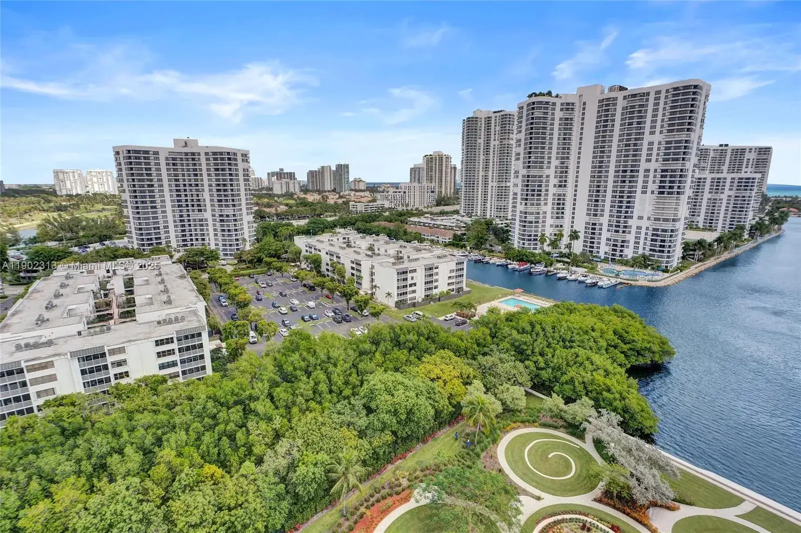 3370 Hidden Bay Dr # 1702, Aventura FL 33180 photo 4