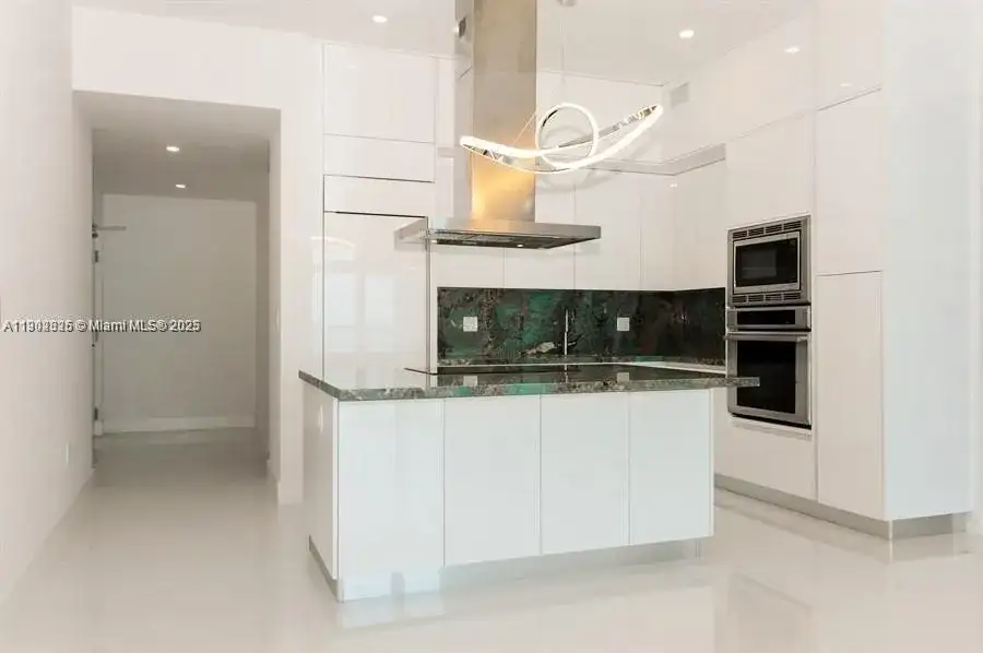 6799 Collins Ave # 404, Miami Beach FL 33141 photo 5