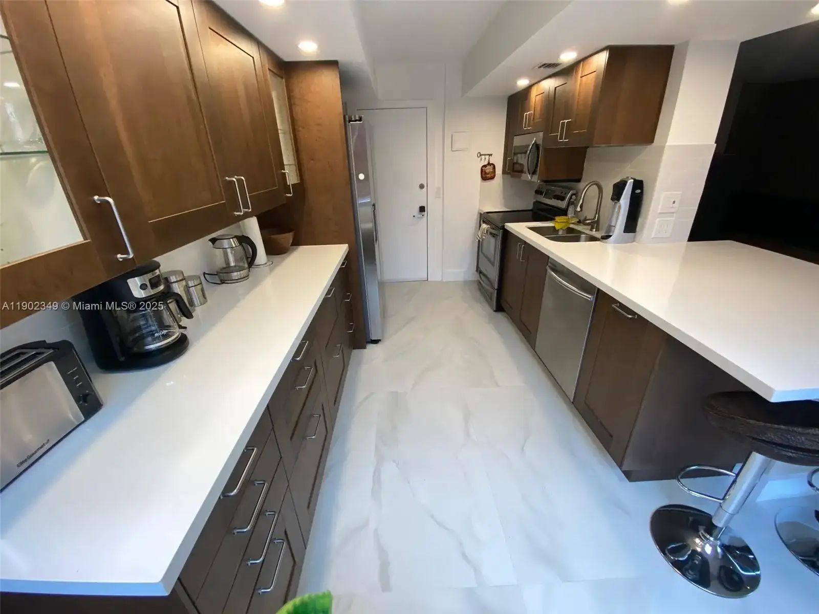 3161 S Ocean Dr # 1210, Hallandale Beach FL 33009 photo 4