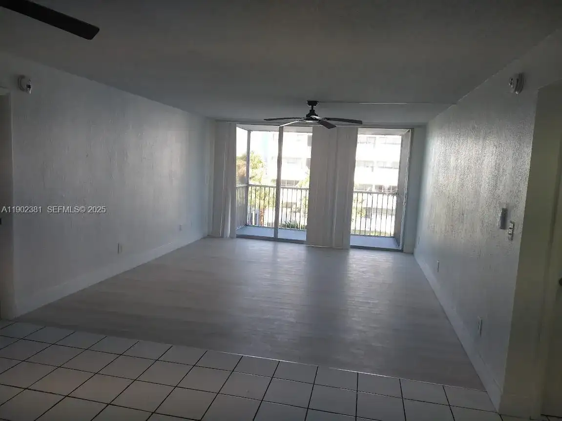 700 NW 214th St # 403, Miami Gardens FL 33169 photo 2