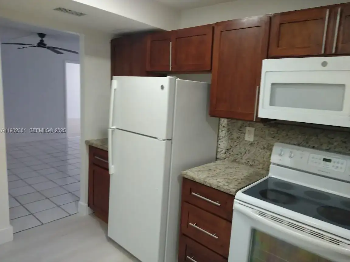 700 NW 214th St # 403, Miami Gardens FL 33169 photo 3