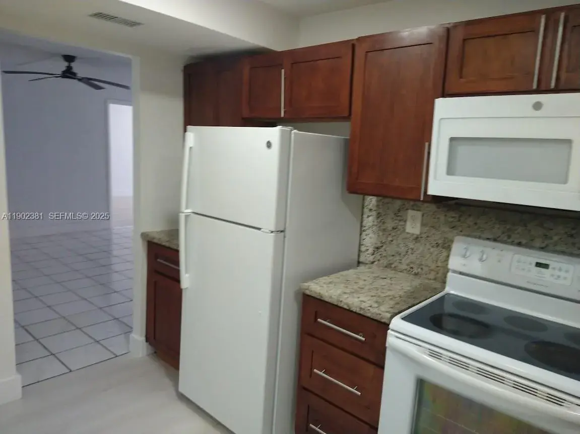 700 NW 214th St # 403, Miami Gardens FL 33169 photo 3