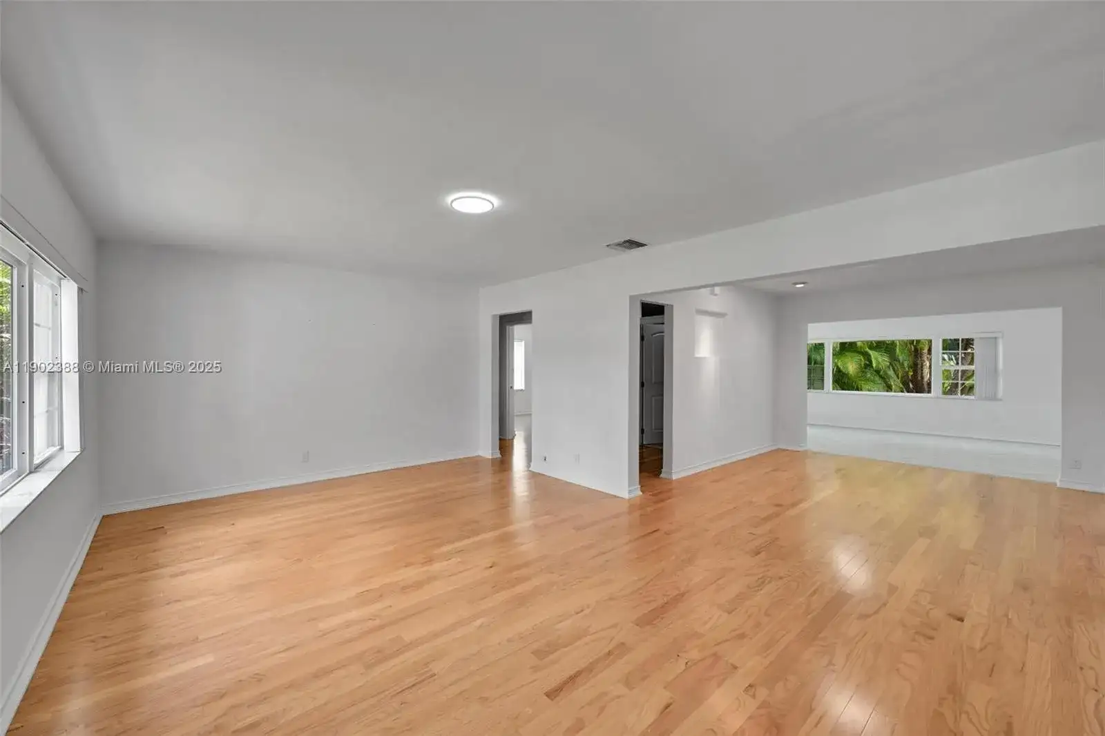 1520 NE 108th St, Miami FL 33161 photo 5