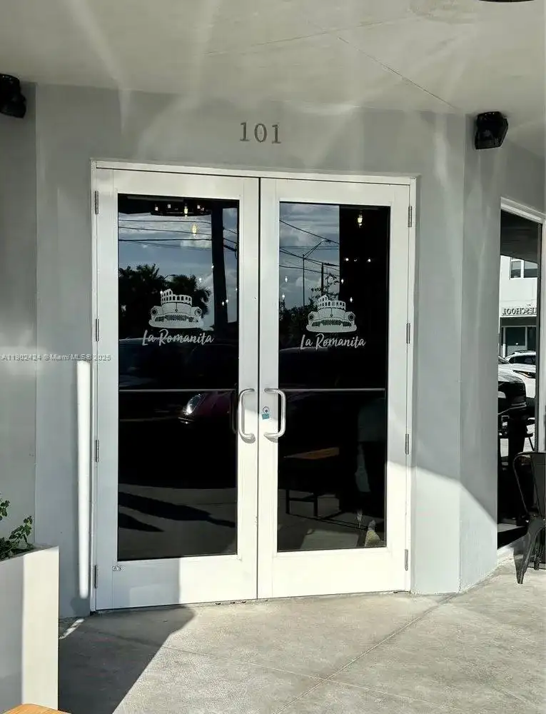 7755 W 4th Ave, Hialeah FL 33014 photo 3