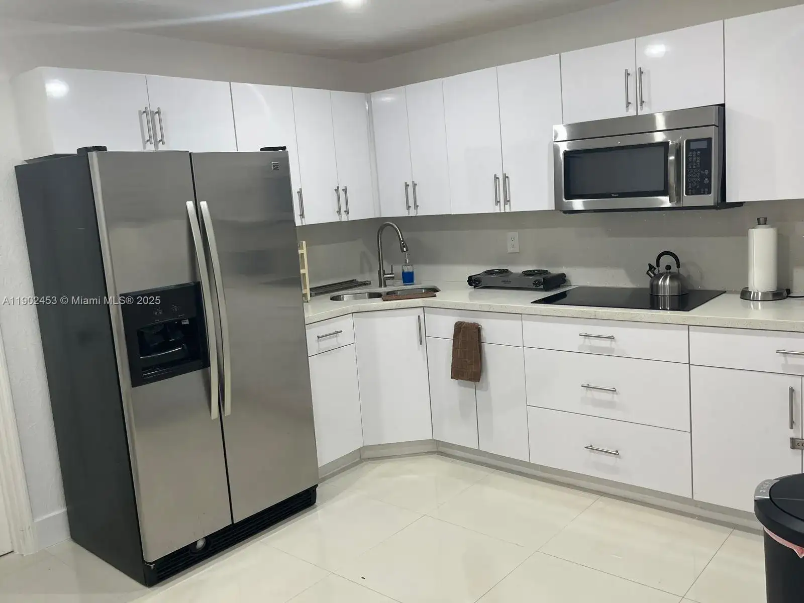 351 E 35th St, Hialeah FL 33013 photo 2
