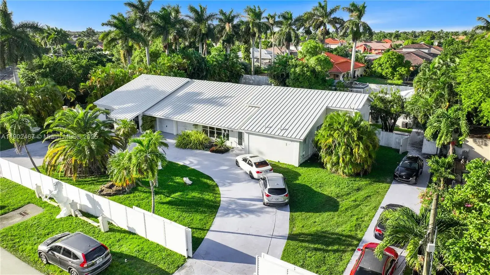 13921 SW 30th St, Miami FL 33175 photo 2