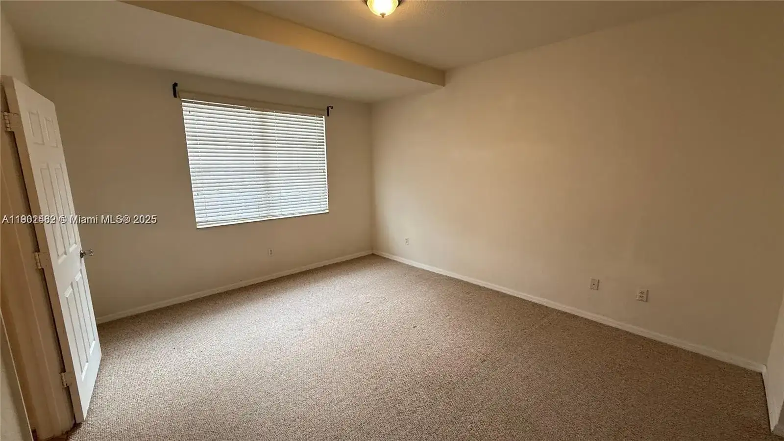 5866 Hampton Hills Blvd, Tamarac FL 33321 photo 4