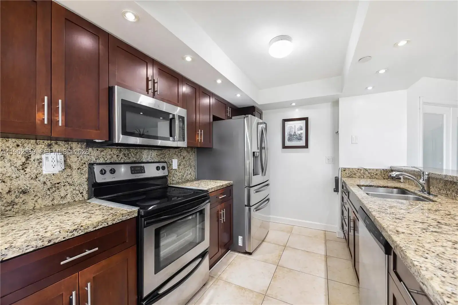 4000 Towerside Ter # 412, Miami FL 33138 photo 2
