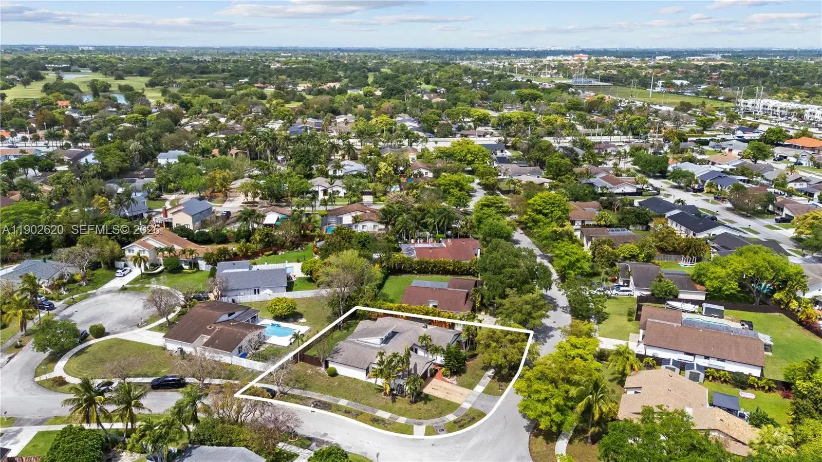 10610 SW 128th Ave, Miami FL 33186 photo 3