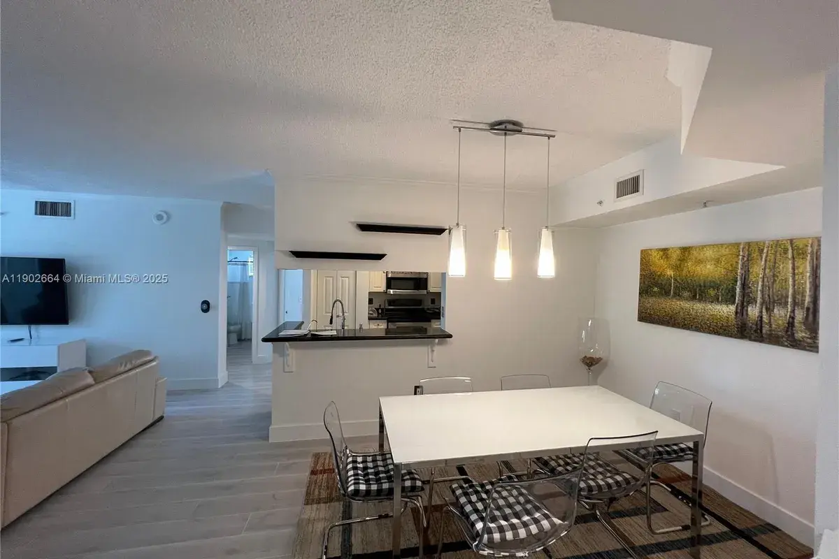 17100 N Bay Rd # 1415, Sunny Isles Beach FL 33160