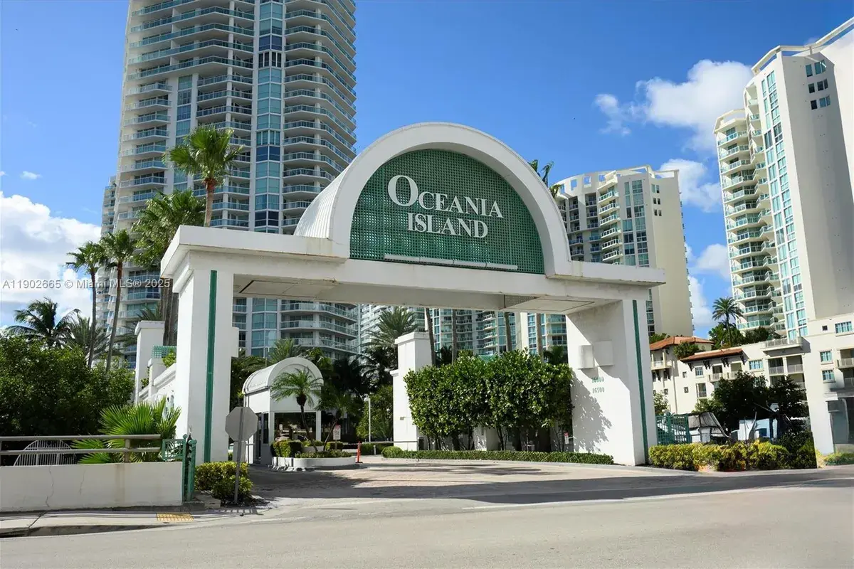 16500 COLLINS AV # 2055, Sunny Isles Beach FL 33160