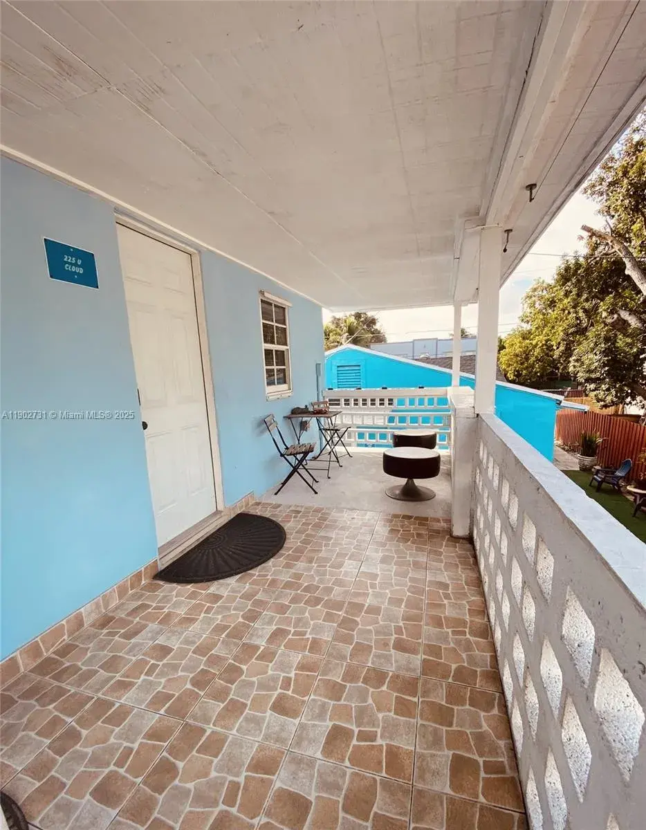227 NW 34th St # 3, Miami FL 33127