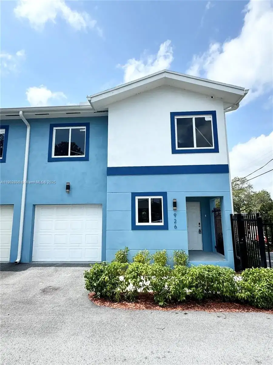 926 - 932 NW 2nd St, Fort Lauderdale FL 33311 photo 4