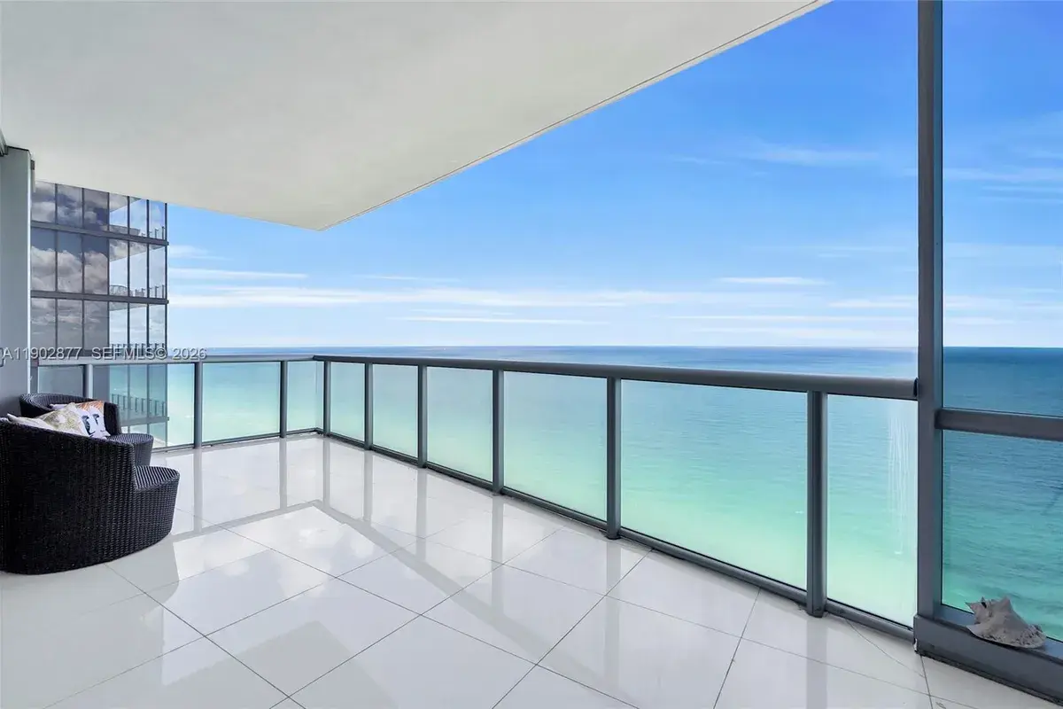 17121 Collins Ave # 2906, Sunny Isles Beach FL 33160