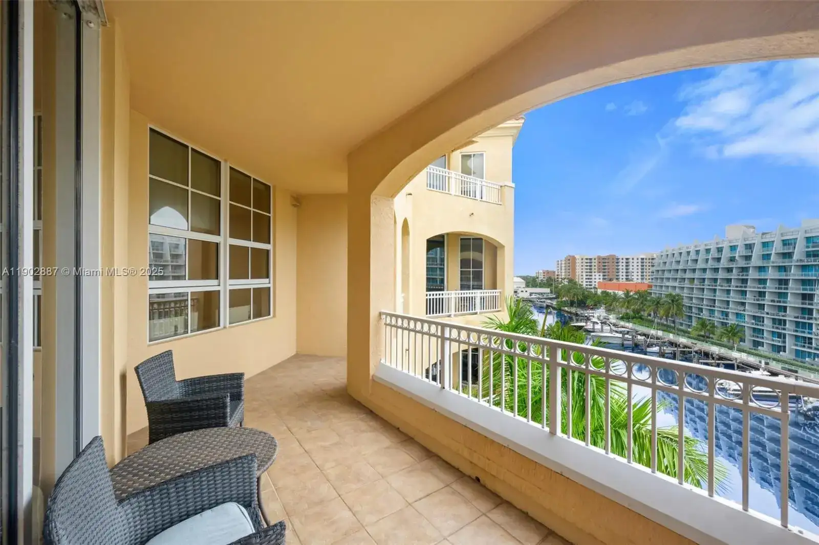 3001 NE 185 St # 613, Aventura FL 33180 photo 3