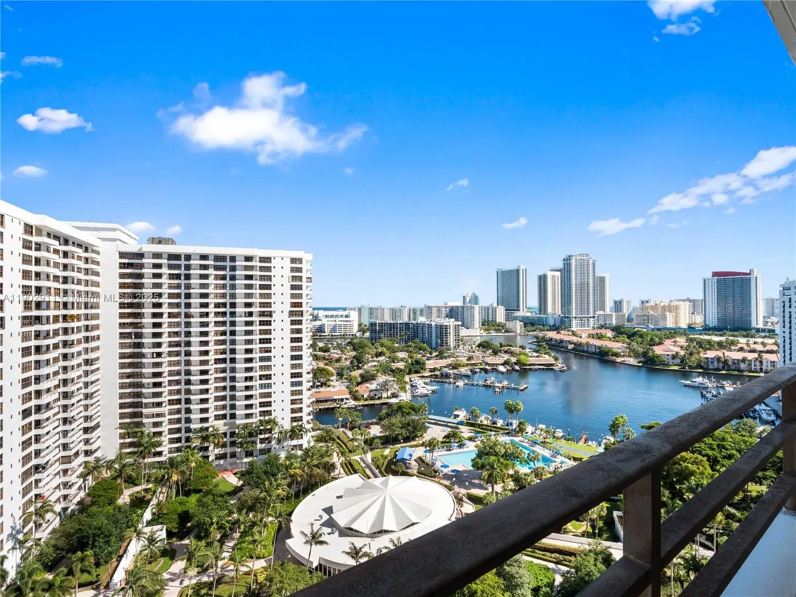 600 Three Islands Blvd # 1814, Hallandale Beach FL 33009
