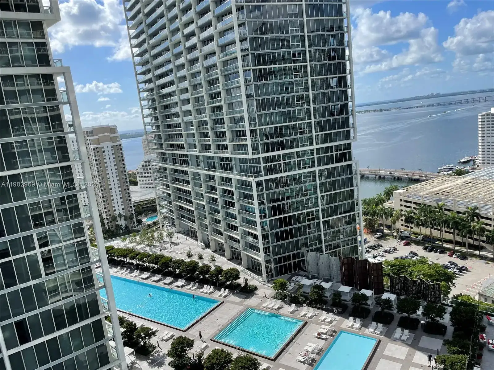 485 Brickell Ave # 2602, Miami FL 33131 photo 2