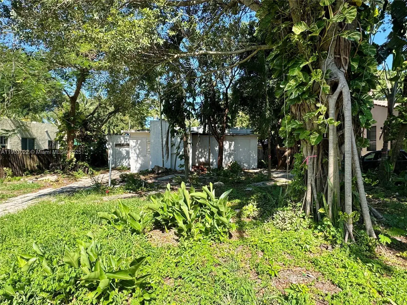 519 NE 118th St, Biscayne Park FL 33161 photo 4