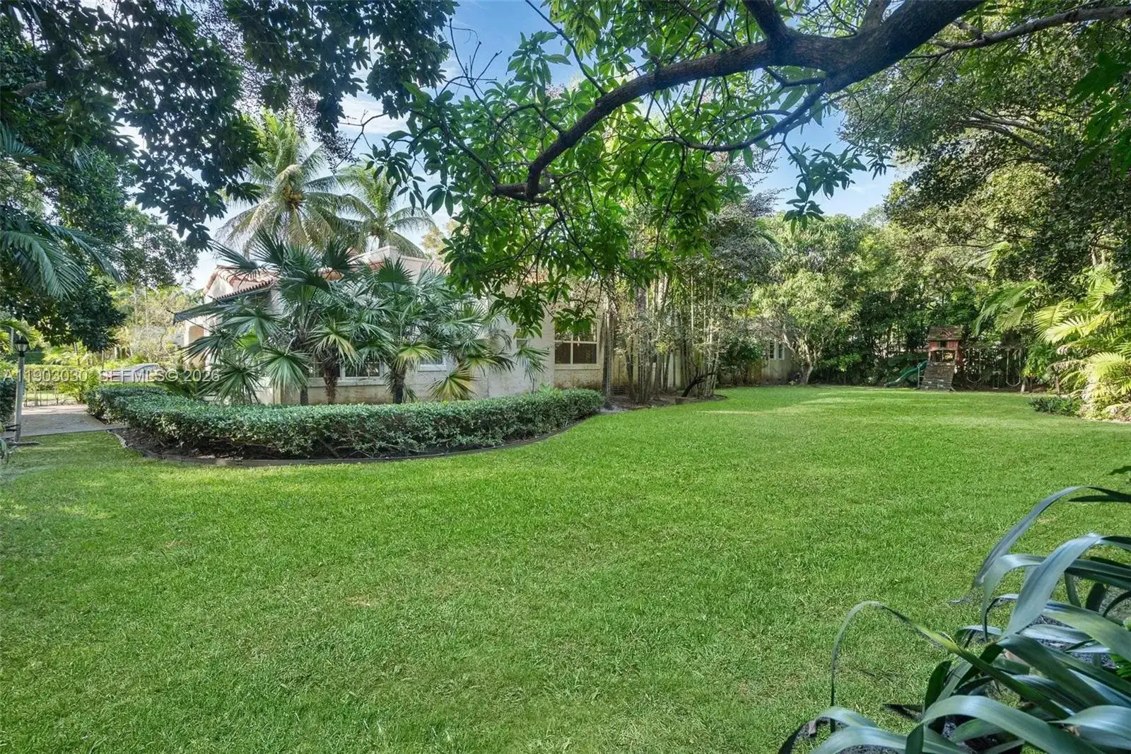 721 Majorca Ave, Coral Gables FL 33134 photo 3