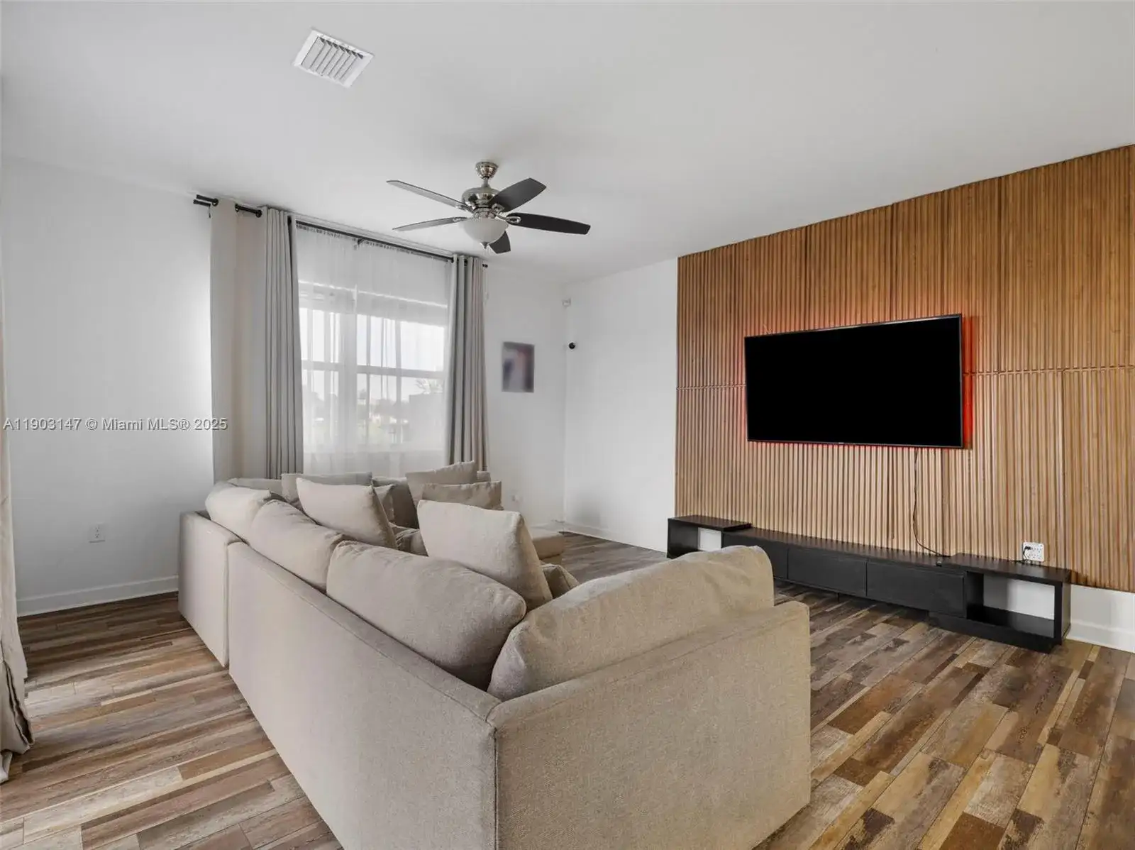 1411 SE 26th Rd # 1411, Homestead FL 33035 photo 3