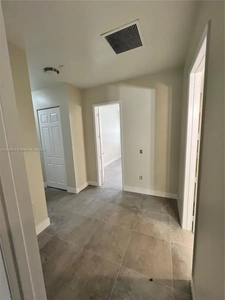10274 SW 180th St # 1, Miami FL 33157 photo 4