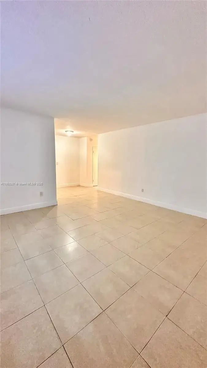 1955 Normandy Dr # 2, Miami Beach FL 33141 photo 3