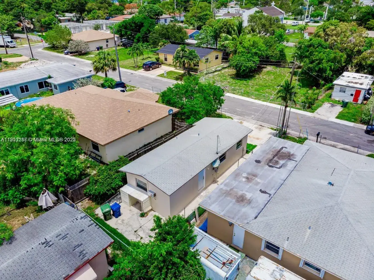 805 NW 3rd Ter # 1, Hallandale Beach FL 33009 photo 3