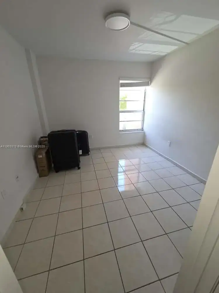 4717 NW 7th St # 10, Miami FL 33126 photo 5