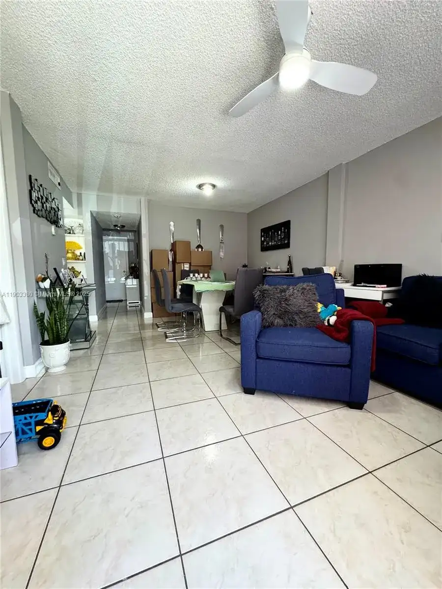 19729 SW 114th Ave # 250, Miami FL 33157 photo 3