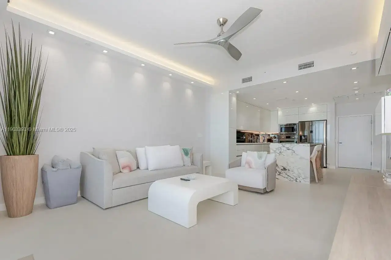 2301 Collins Ave, Miami Beach FL 33139 photo 4