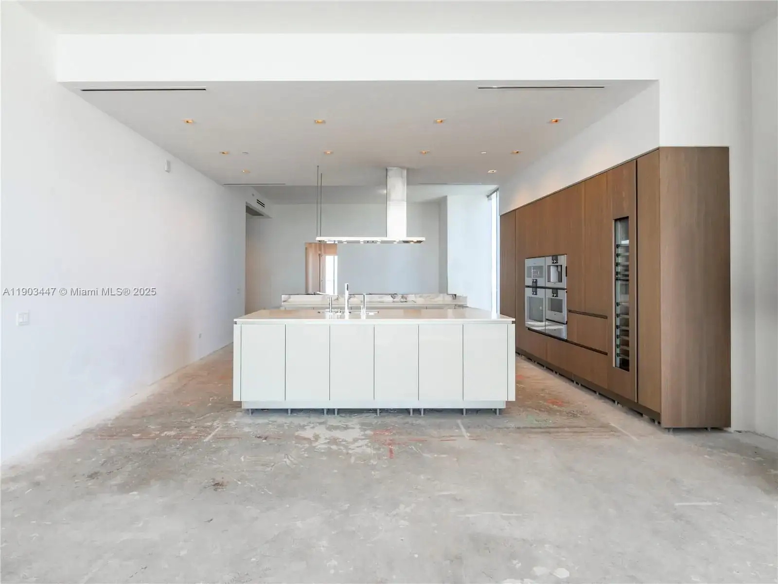 18501 Collins Av # 1501, Sunny Isles Beach FL 33160 photo 4