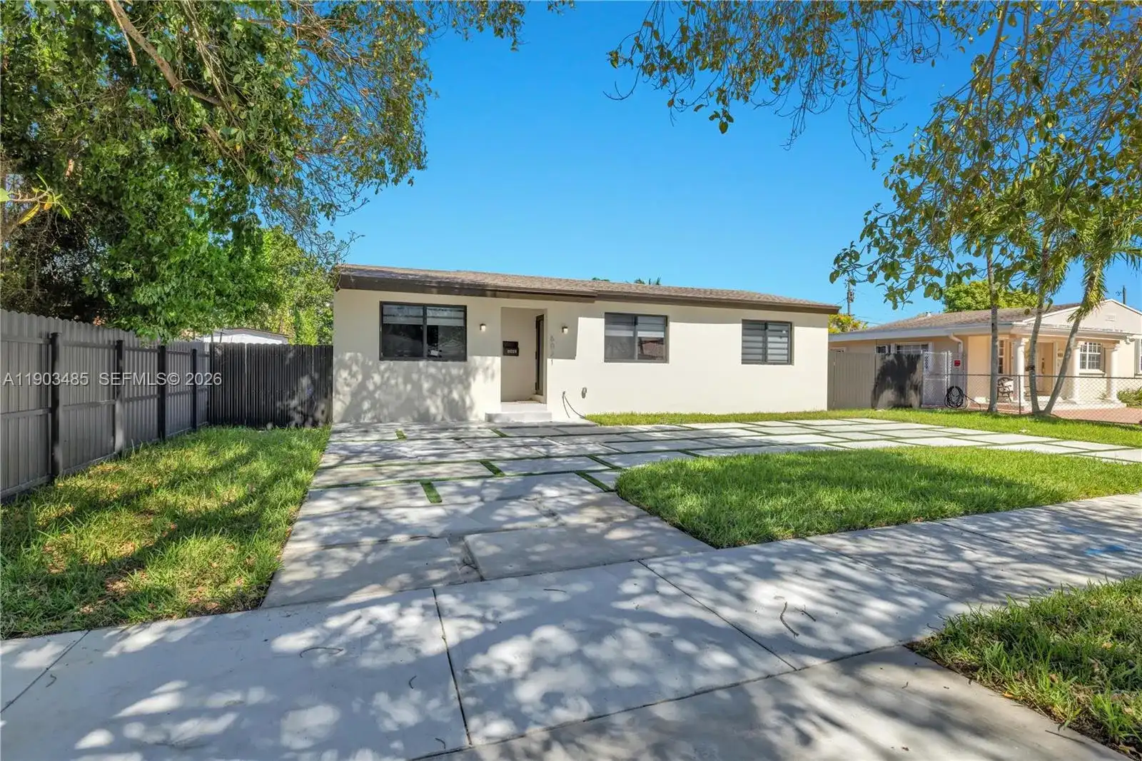 6021 SW 19th St, Miami FL 33155