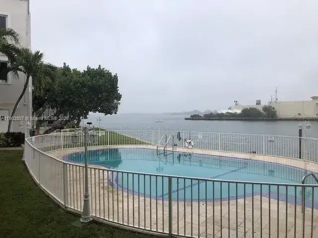 7905 East Dr # 10A, North Bay Village FL 33141 photo 3