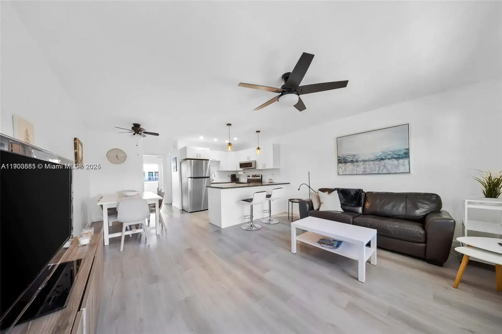 15610 NE 6th Ave # 33D, Miami FL 33162 photo 5