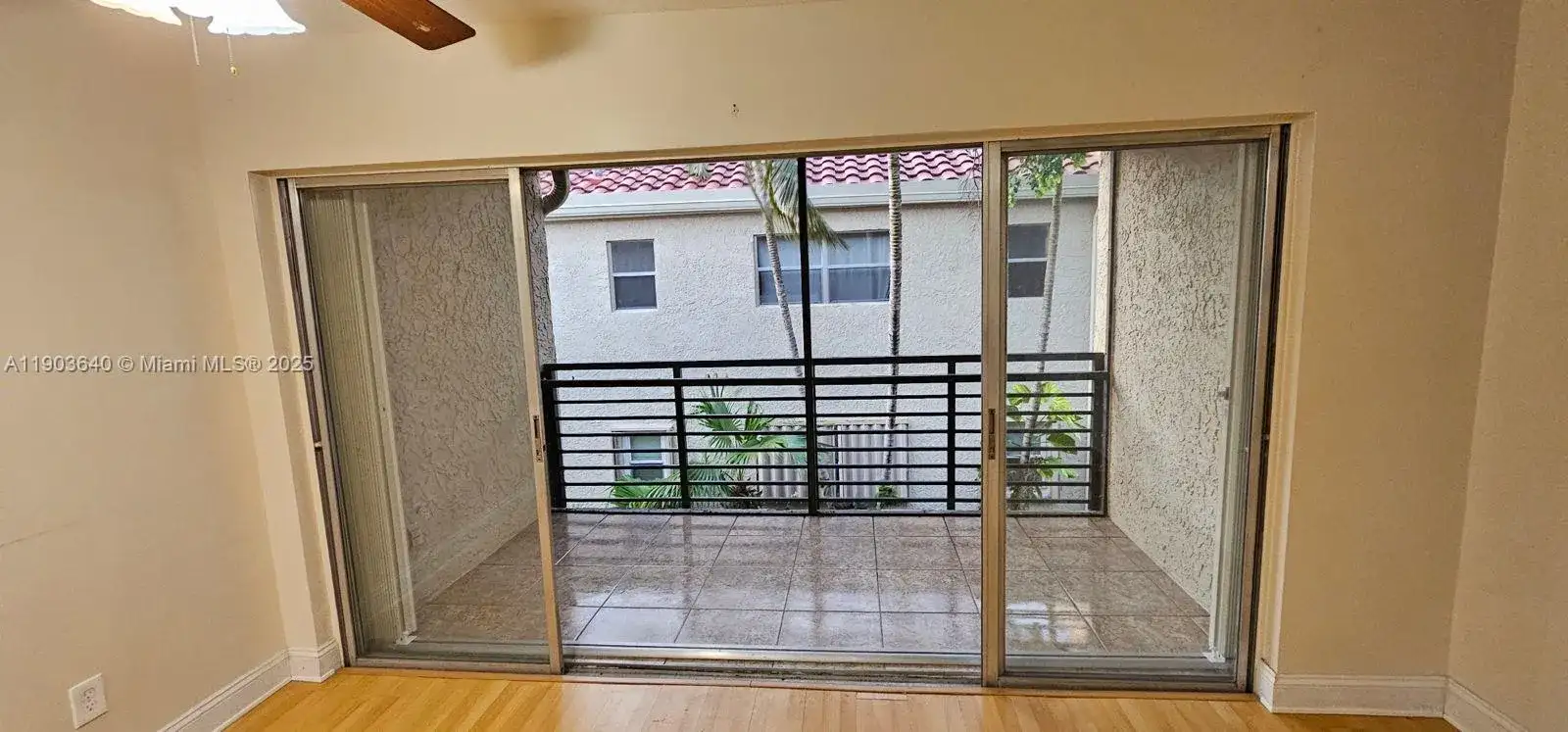 5352 NE 6th Ave # G9, Oakland Park FL 33334 photo 2
