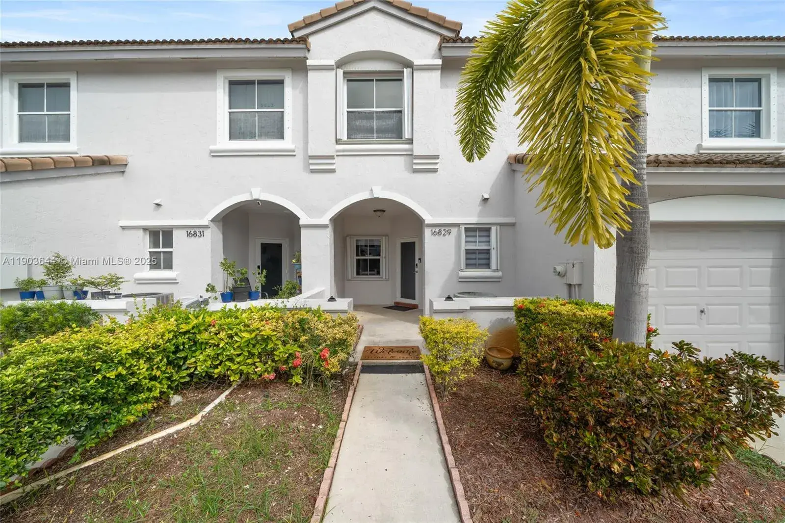 16829 SW 1st Mnr, Pembroke Pines FL 33027