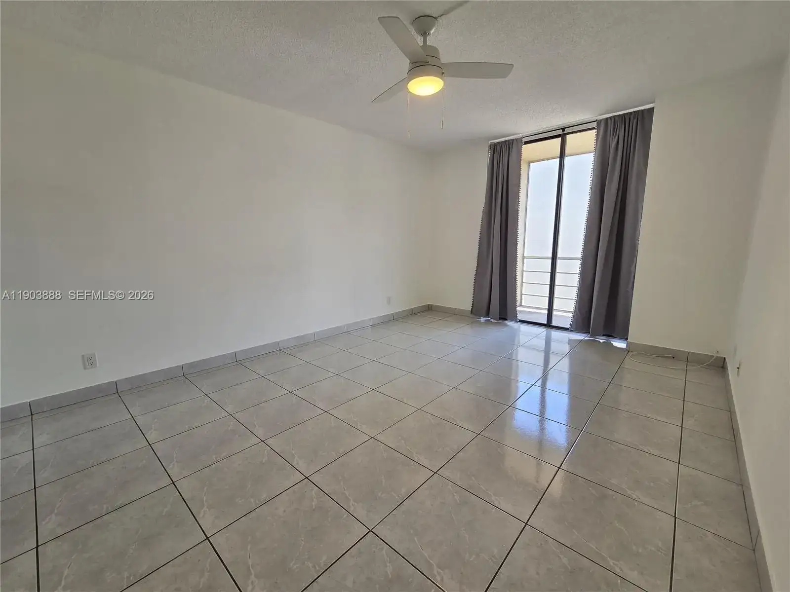 2821 N Miami Beach Blvd # 5O, North Miami Beach FL 33160 photo 3