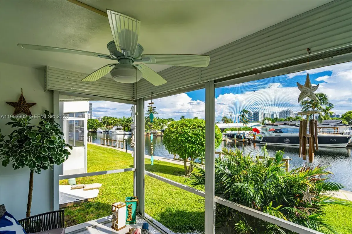455 Paradise Isle Blvd # 106, Hallandale Beach FL 33009