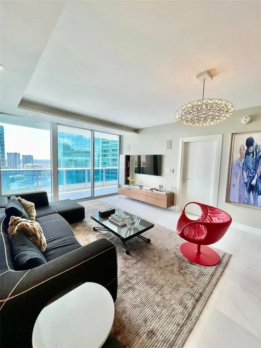 200 BISCAYNE BOULEVARD WAY # 4310, Miami FL 33131 photo 3