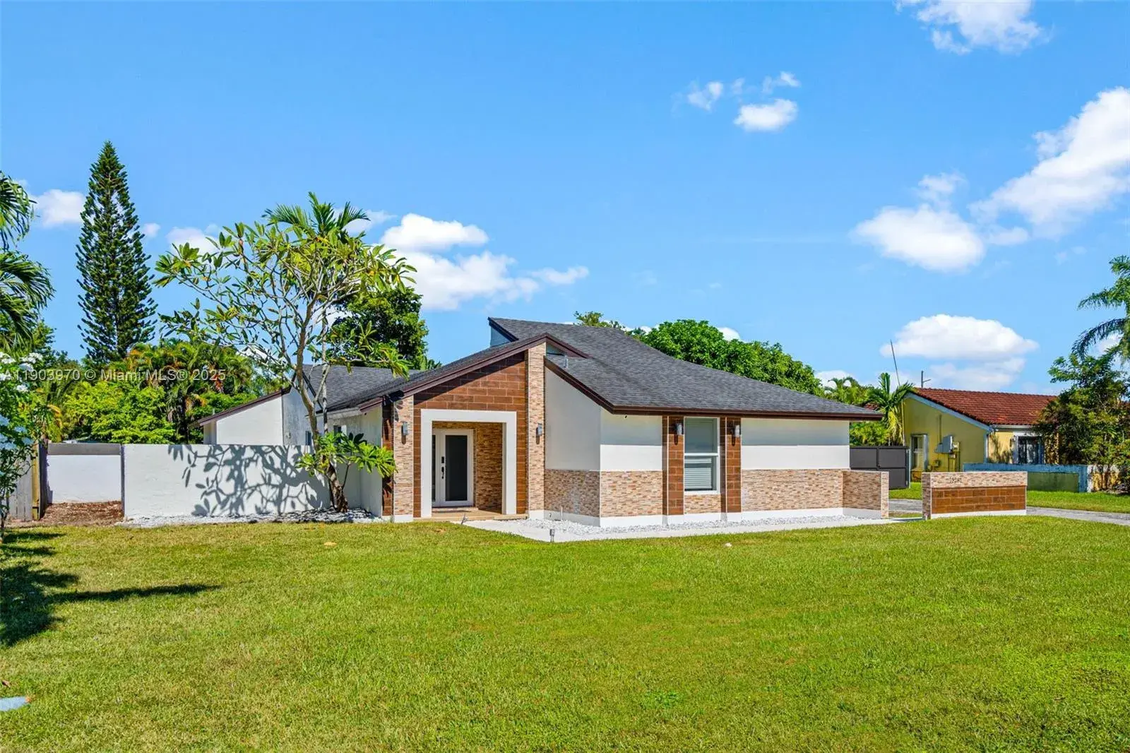 15281 SW 153rd St, Miami FL 33187