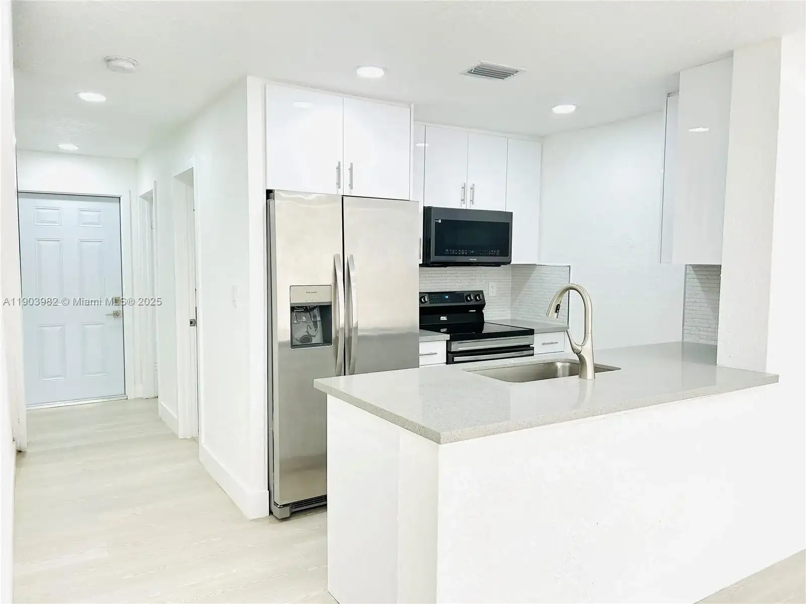 3639 W 11th Ave # 10, Hialeah FL 33012 photo 2