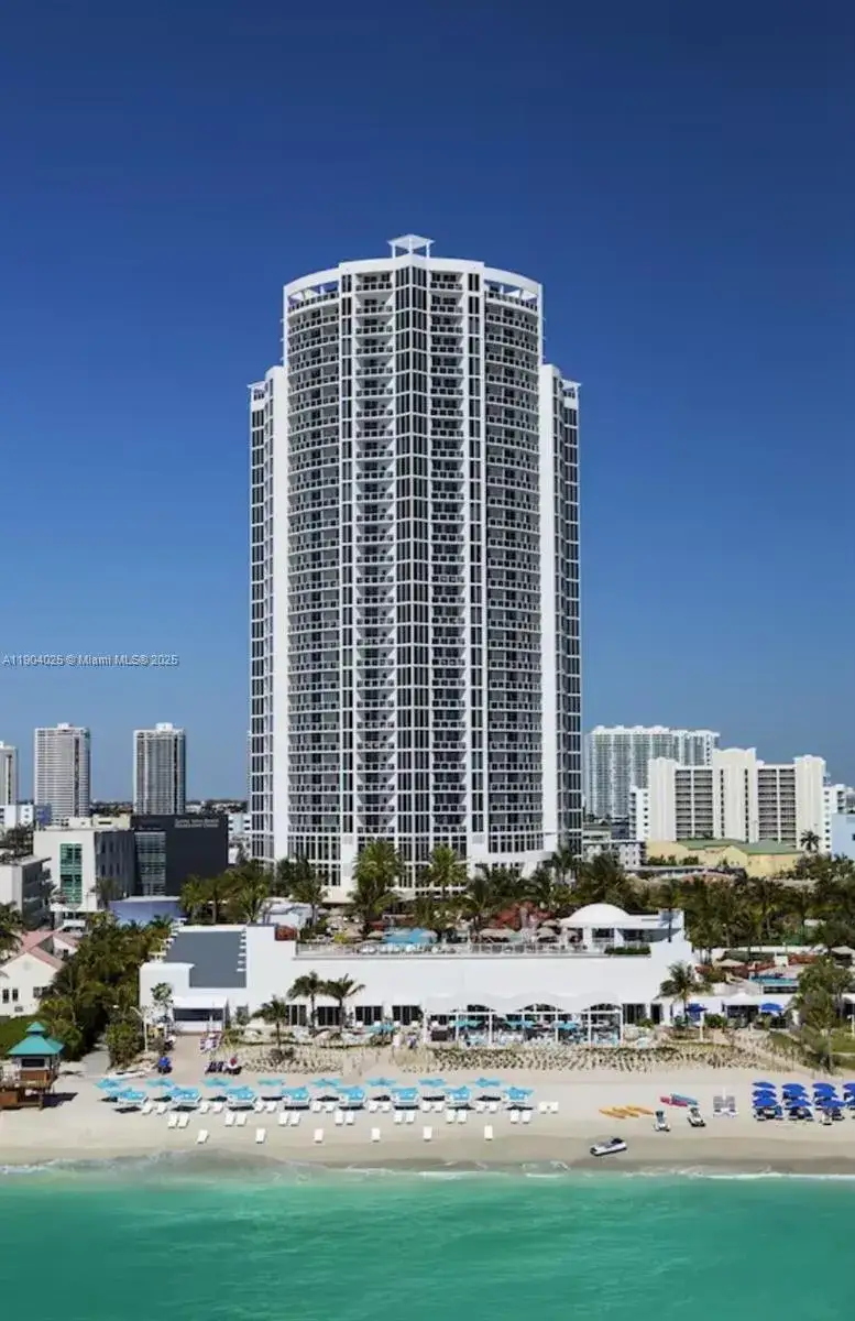 18001 Collins Ave # 1608, Sunny Isles Beach FL 33160