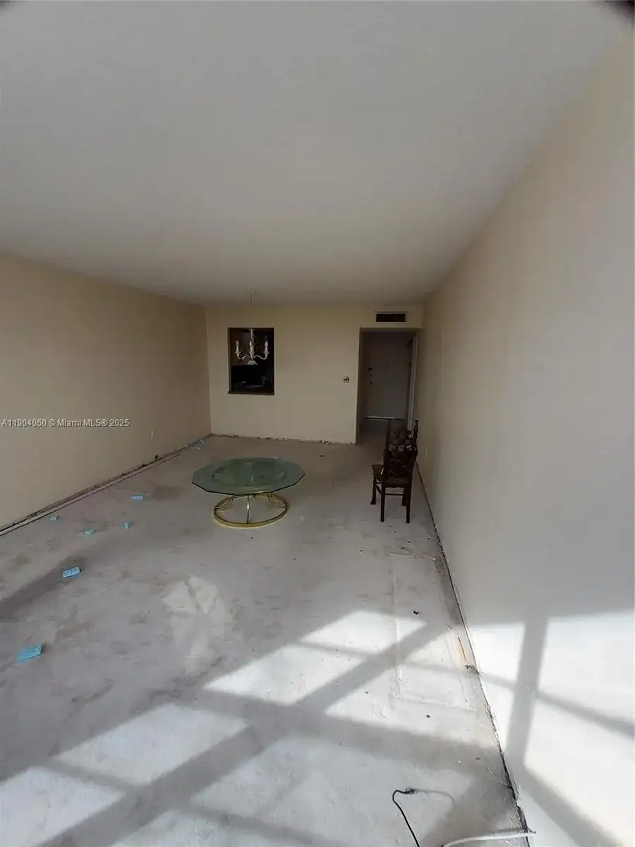 1301 NE Miami Gardens Dr # 503W, Miami FL 33179 photo 3