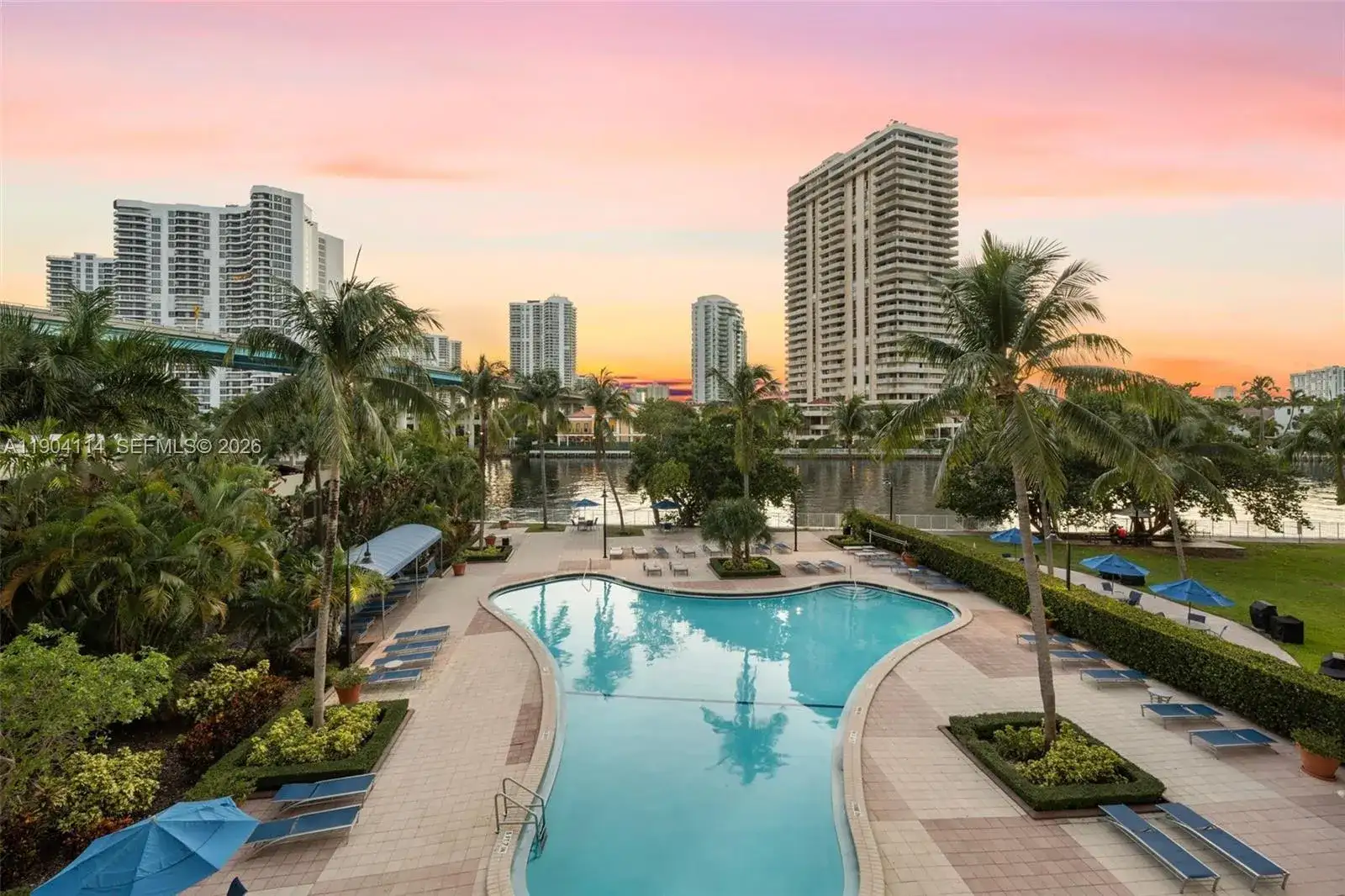 19390 Collins Ave # 209, Sunny Isles Beach FL 33160 photo 3