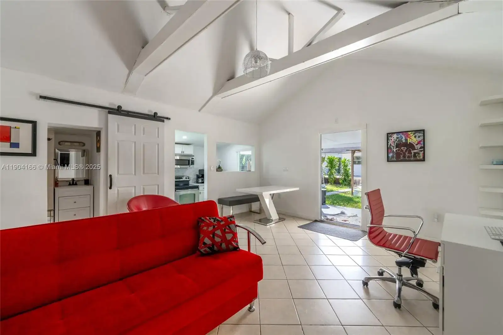 947 NE 149th St, Miami FL 33161 photo 3