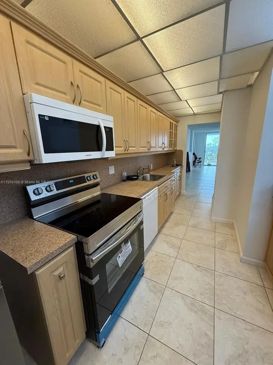 3660 NE 166th St # 805, North Miami Beach FL 33160 photo 5